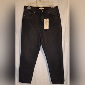 Don't think twice EmmaCore Super high waisted Mom Jean Sz 10 15"x 12.5 x 24" Nwt